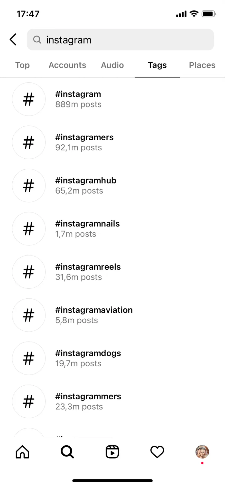 Screenshot shows searching for a hashtag